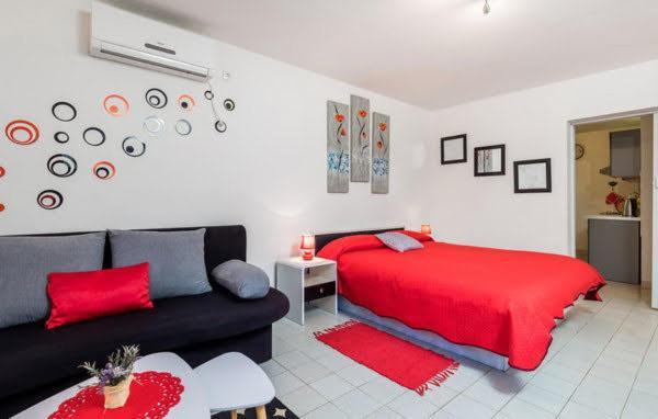 Apartment Rojal マリ・ロシニュ エクステリア 写真