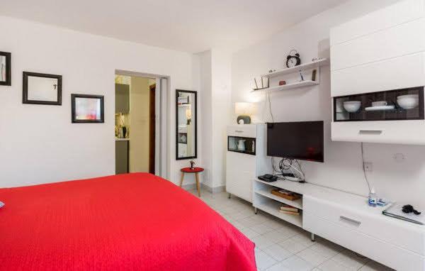 Apartment Rojal マリ・ロシニュ エクステリア 写真