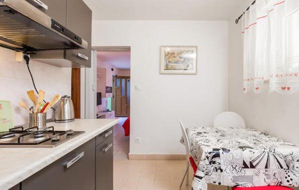 Apartment Rojal マリ・ロシニュ エクステリア 写真